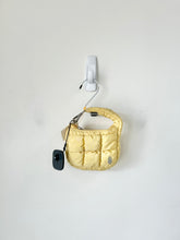 Load image into Gallery viewer, Free People Purse
