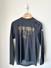 Load image into Gallery viewer, Adidas Sweatshirt Size Small
