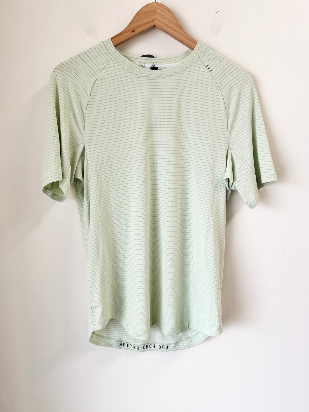 Lulu Lemon Athletic Top Size Small