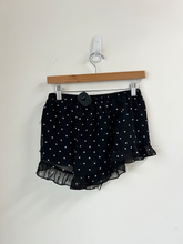 Load image into Gallery viewer, Urban Outfitters ( U ) Shorts Size Small
