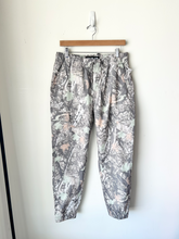 Load image into Gallery viewer, Iron Co. Athletic Pants Size Medium
