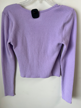Load image into Gallery viewer, Aerie Long Sleeve Top Size Small
