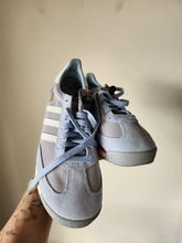 Load image into Gallery viewer, Adidas Casual Shoes Womens 9.5
