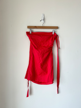 Load image into Gallery viewer, White Fox Dress Size Small
