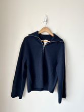 Load image into Gallery viewer, H &amp; M Sweater Size Extra Small
