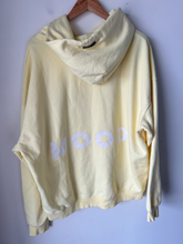 Load image into Gallery viewer, Young La Sweatshirt Size Extra Large
