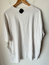 Load image into Gallery viewer, Ed Hardy T-shirt Size Extra Large
