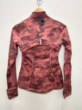 Load image into Gallery viewer, Lulu Lemon Athletic Jacket Size Medium
