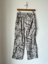 Load image into Gallery viewer, Pants Size Extra Small
