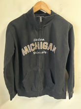 Load image into Gallery viewer, Sweatshirt Size Large
