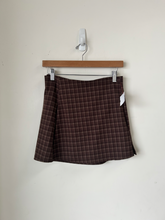 Load image into Gallery viewer, American Eagle Short Skirt Size Small

