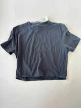 Load image into Gallery viewer, Lululemon Athletic Top Size Medium
