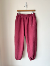 Load image into Gallery viewer, Comfrt Athletic Pants Size Medium
