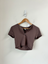 Load image into Gallery viewer, Sunday Best Short Sleeve Top Size Small
