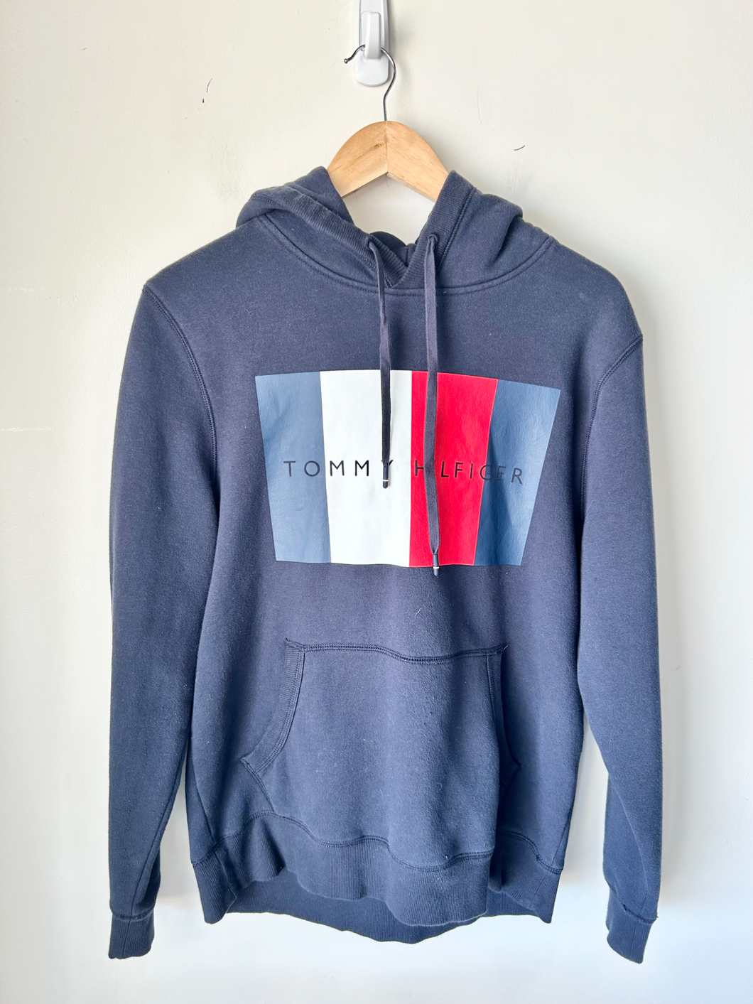 Tommy Hilfiger Sweatshirt Size Medium