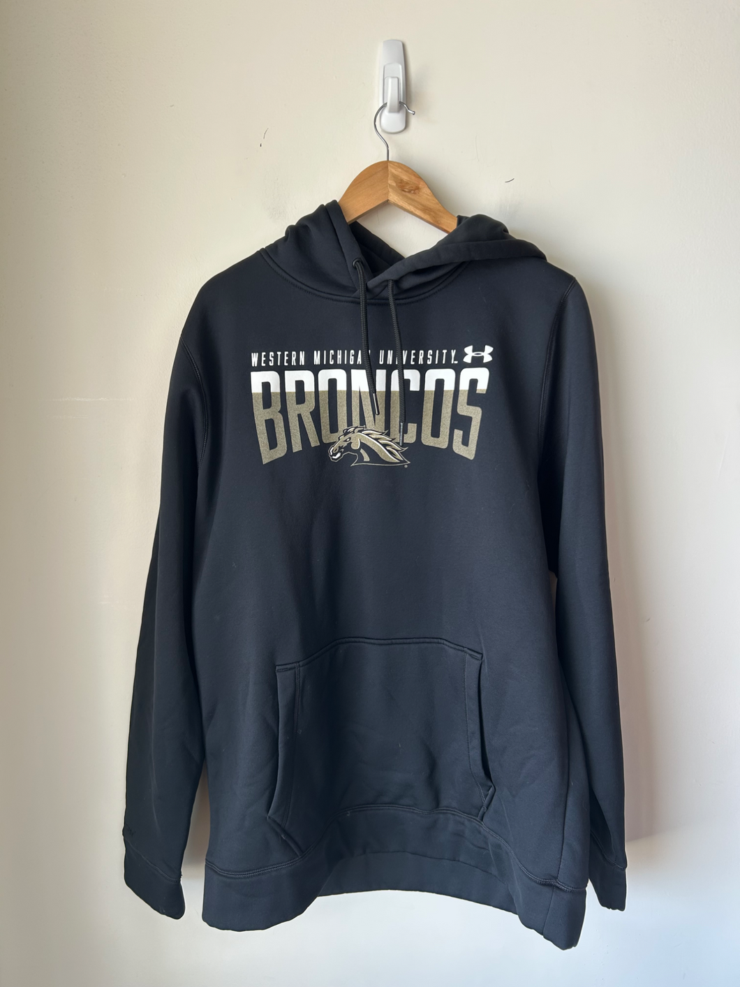 Under Armour Sweatshirt Size Large