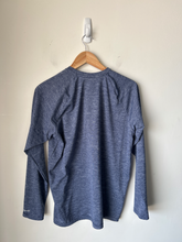 Load image into Gallery viewer, Nike Athletic Top Size Medium
