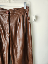 Load image into Gallery viewer, Princess Polly Pants Size 5/6 (28)
