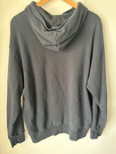 Load image into Gallery viewer, New Balance Sweatshirt Size Large
