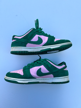 Load image into Gallery viewer, Nike Casual Shoes Mens 9.5
