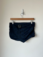 Load image into Gallery viewer, Athleta Athletic Shorts Size Small
