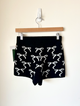Load image into Gallery viewer, Wild Fable Shorts Size Small
