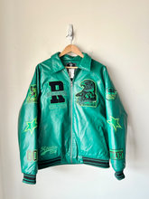 Load image into Gallery viewer, Heavy Outerwear Size Large
