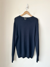 Load image into Gallery viewer, Brandy Melville Sweater Size Large
