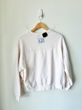 Load image into Gallery viewer, Nike Sweatshirt Size Medium
