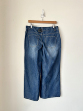 Load image into Gallery viewer, Edikted Denim Size Medium
