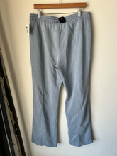 Load image into Gallery viewer, Lulu Lemon Athletic Pants Size 9/10 (30)
