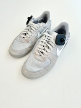 Load image into Gallery viewer, Nike Casual Shoes Mens 8.5

