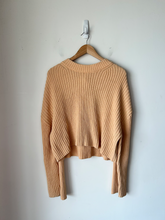 Load image into Gallery viewer, H &amp; M Sweater Size Extra Large
