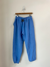 Load image into Gallery viewer, White Fox Athletic Pants Size Medium
