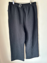 Load image into Gallery viewer, Essentials Athletic Pants Size Medium
