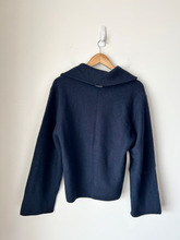 Load image into Gallery viewer, H &amp; M Sweater Size Extra Small

