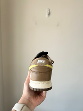 Load image into Gallery viewer, Nike Casual Shoes Womens 6.5
