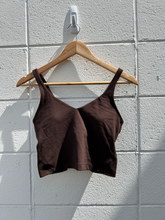 Load image into Gallery viewer, Lulu Lemon Athletic Top Size Medium
