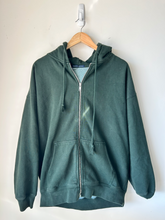 Load image into Gallery viewer, Brandy Melville Sweatshirt Size Small
