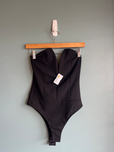 Load image into Gallery viewer, Lulus Womens Tops Bodysuit Size Medium

