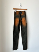 Load image into Gallery viewer, Fashion Nova Pants Size 0 (24)
