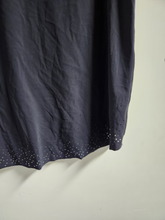 Load image into Gallery viewer, Lulu Lemon Athletic Top Size Medium
