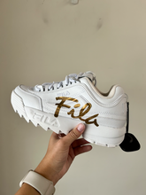Load image into Gallery viewer, Fila Womens Athletic Shoes Womens 7.5
