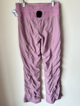 Load image into Gallery viewer, Lululemon Athletic Pants Size 5/6 (28)
