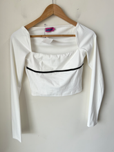 Load image into Gallery viewer, Edikted Long Sleeve Top Size Small
