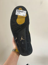 Load image into Gallery viewer, Air Jordan Casual Shoes Mens 11
