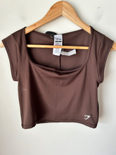 Load image into Gallery viewer, Gym Shark Athletic Top Size Medium
