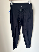 Load image into Gallery viewer, Lululemon Athletic Pants Size Medium
