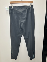 Load image into Gallery viewer, Lulu Lemon Athletic Pants Size Medium

