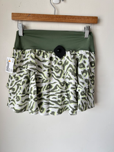 Load image into Gallery viewer, Offline Athletic Shorts Size Small
